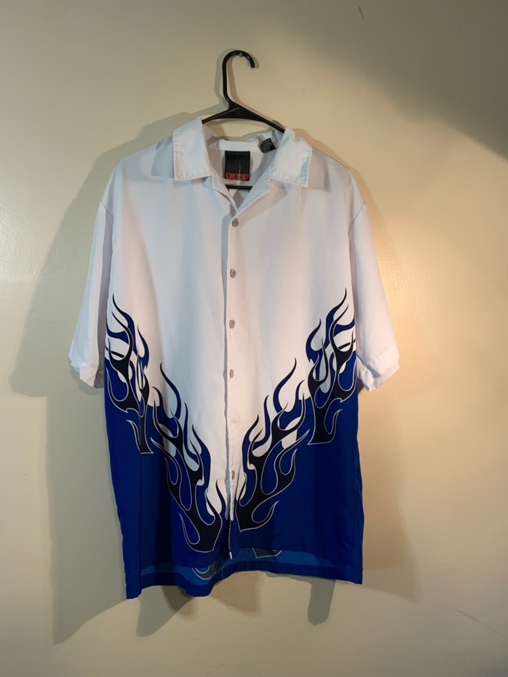White & Blue Flame-Print Short Sleeve Button-Down Shirt